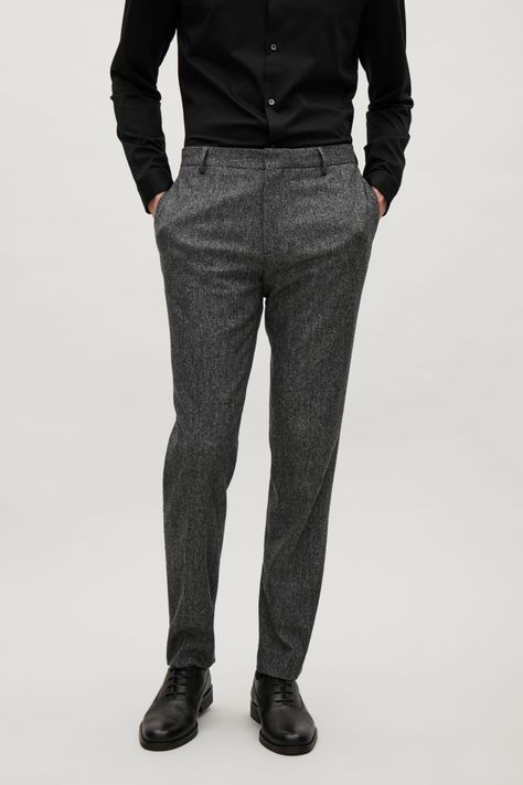 Dark Grey Trousers Outfit Men, Dark Grey Trousers Outfit, Grey Trousers Outfit Men, Grey Pants Formal, Grey Trousers Outfit, Dark Grey Chinos, Grey Chinos Men, Chinos Men Outfit, Trousers Outfit Men