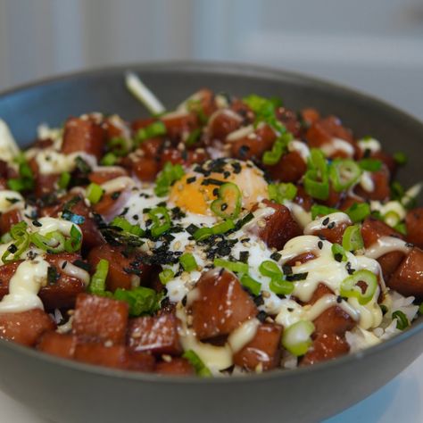 Musubi In A Bowl Recipe, Spam Musubi In A Bowl, Best Munchie Food, Best Spam Recipe, Spam Mitsubishi Bowl, Spam Rice And Seaweed Bowl, Spam Korean Recipe, Easy Spam Recipes Simple, Japanese Spam Musubi