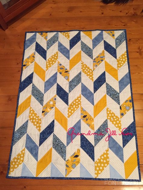 Blue And Yellow Quilts Pattern, Blue Yellow Quilt, Yellow And Blue Quilts, Blue And Yellow Quilts Ideas, Yellow Quilt Patterns, Chevron Quilts, Diamond Quilts, Hst Quilts, Herringbone Quilt