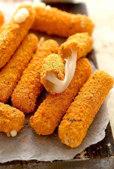 Cheese Sticks In Air Fryer, Air Fryer Steak Fajitas, Blue Cheese Dipping Sauce, Easy Taco Salad Recipe, Buffalo Chicken Bites, Easy Baked Ziti, Mozzarella Cheese Sticks, Air Fryer Steak, Cooking The Perfect Steak