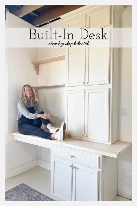 built-in desk l DIY Furniture Ideas Built In Office Desk And Cabinets, Diy Built In Desk, Built In Desk And Shelves, Desk Nook, Ikea Built In, Office Built Ins, Diy Furniture Ideas, Kitchen Desks, Tons Of Money