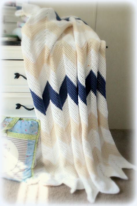 Chevron Lap Blanket Crochet Pattern, 3 Color Chevron Crochet Blanket Pattern, Double Crochet Chevron Blanket, Queen Size Chevron Crochet Blanket Pattern, Navy Blue Crochet Blanket, Crochet Chevron Blanket Pattern Free Blue, Chevron Blanket, Crochet Afghan Patterns Free, Crochet Blanket Afghan