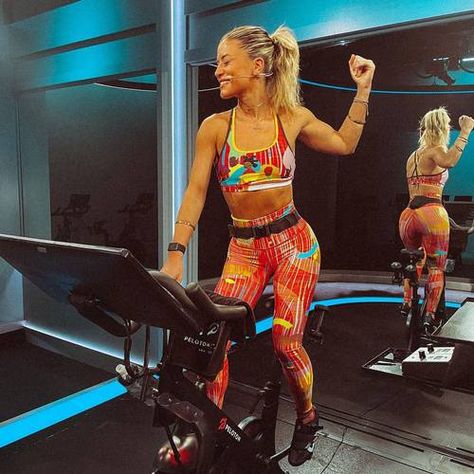 Spin Instructor Photoshoot, Spin Instructor Aesthetic, Fitness Instructor Aesthetic, Cycle Photoshoot, Cycle Instructor, Kendall Toole, Peloton Instructors, Workout Instructor, Discipline Motivation