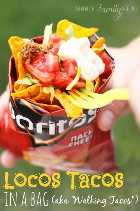 Dorito Taco Salad In A Bag, Tacos In A Bag, Walking Tacos Recipe, Taco In A Bag, Family Reunion Food, Walking Taco, Frito Pie, Walking Tacos, Kids Jordan