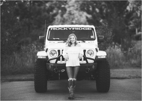 Jeep Prom Pictures, Senior Jeep Pictures, Senior Pictures With Jeep Wrangler, Jeep Photo Shoot Ideas, Jeep Senior Pictures, Senior Pictures With Jeep, Jeep Photoshoot Ideas, Jeep Photoshoot, Jeep Pictures