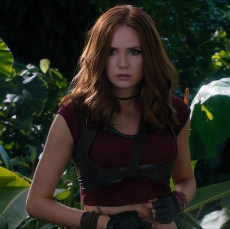 Ruby Roundhouse Aesthetic, Ginger Actress Face Claim, Karen Gillan Icons, Jumanji Ruby Roundhouse, Karen Gillan Jumanji, Ginger Actress, Jumanji Karen Gillan, Ginger Characters, Ginger Actresses