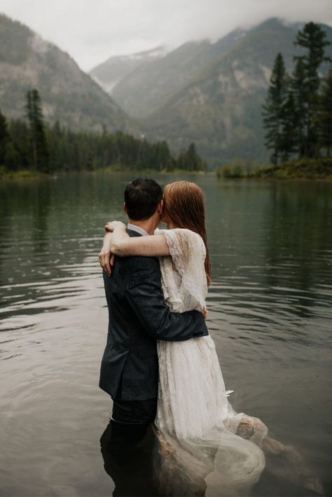 This couple had a change of wedding plans due to the pandemic. Instead they hiked in the rain where they got engaged and exchanged vows at a waterfall. Photo by Jaci Vigil Photography Wallowa Lake Wedding, Wedding By The River, Waterfall Wedding Photos, Unique Wedding Venue Ideas, Affordable Destination Wedding Locations, Bali Photoshoot, Affordable Destination Wedding, Best Destination Wedding Locations, Waterfall Elopement