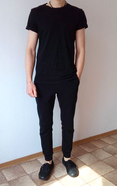 Vans All Black Outfit, Black Outfits Men Casual, Black Vans Outfit Men, All Black Outfit Men, Men White Shirt, Black Vans Outfit, Vans Outfit Men, Outfit Vans, Vans Authentic Black