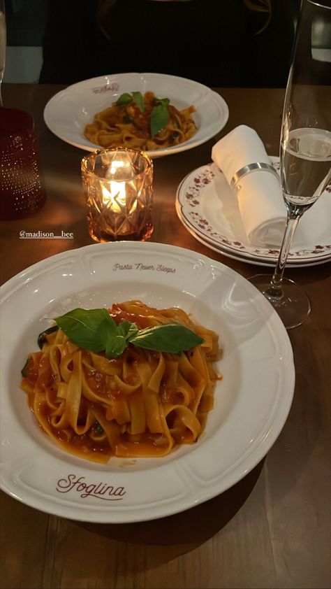 pasta dinner Pasta Dinner Date, Champagne Candle, Dinner Pasta, Candle Dinner, Date Dinner, Dinner Date, Dinner Ideas, Champagne, Pasta