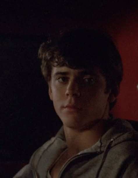 C Thomas Howell 80s Wallpaper, Tim Pearson, Tomas Howell, Grandview Usa, Tom Howell, The Outsiders Ponyboy, Tommy Howell, C Thomas Howell, Ponyboy Curtis