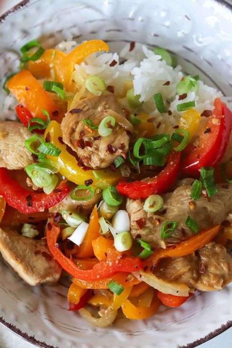 Chicken with Peppers and Onions Skillet Chicken With Peppers And Onions, Cucumber Beet Salad, Chicken With Peppers, One Skillet Chicken, Beet Salad With Feta, Easy Honey Garlic Chicken, Balsamic Vinegar Chicken, Honey And Soy Sauce, One Skillet