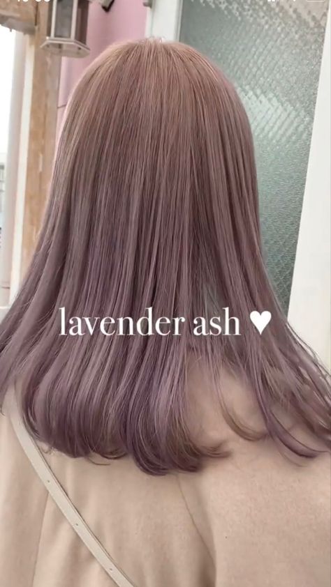 Lavender Highlights, Long Hair Highlights, Ash Hair, Ash Hair Color, Lavender Hair, Color Me Beautiful, Haircut And Color, Hair Inspiration Color, Aesthetic Makeup