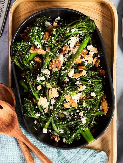 Broccolini Salad Recipe, Charred Broccoli Salad, Broccolini Recipes, Broccolini Salad, Glazed Nuts, Broccolini Recipe, Almond Salad, Marinated Tempeh, Charred Broccoli