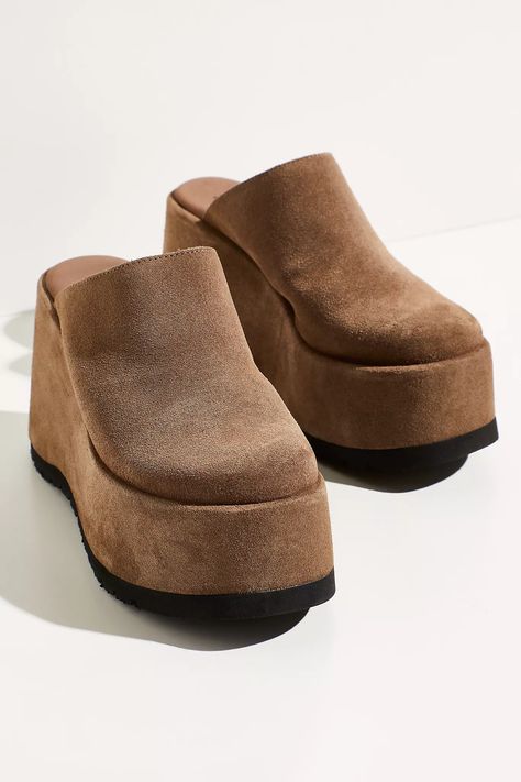 https://s7d5.scene7.com/is/image/FreePeople/58846718_023_b/?$a15-pdp-detail-shot$=&fit=constrain&fmt=webp&qlt=80&wid=1366 Free People Clogs, Wood Platform Sandals, Office Shoes Women, Tie Up Heels, Platform Mules, Platform Clogs, Suede Fashion, Free People Shoes, Platform Sandals Heels