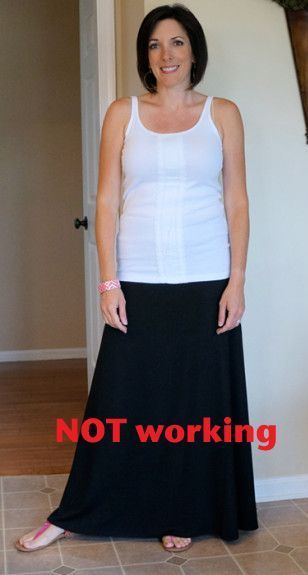 How to Wear a Maxi Skirt (and how NOT to wear a maxi skirt... and why) #maxiskirt Maxi Skirt Work, Long Black Skirt Outfit, Black Maxi Skirt Outfit, Maxi Skirt Outfit Summer, Maxi Skirt Winter, Casual Maxi Skirt, Spring Skirt Outfits, Rok Outfit, Black Skirt Outfits