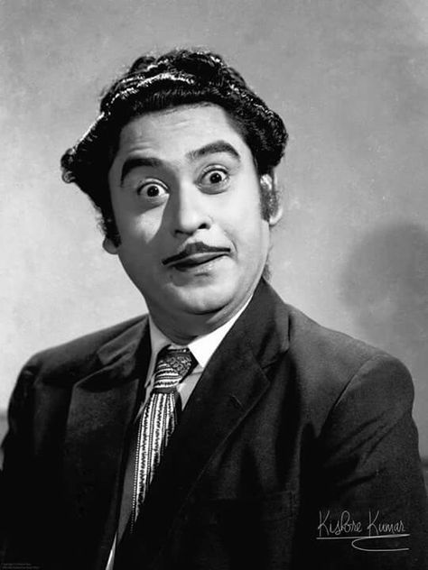 Kishore Kumar Songs, Hindi Old Songs, Old Film Stars, Rajesh Khanna, Old Movie Posters, Kishore Kumar, Bollywood Pictures, Retro Bollywood, Indian Star