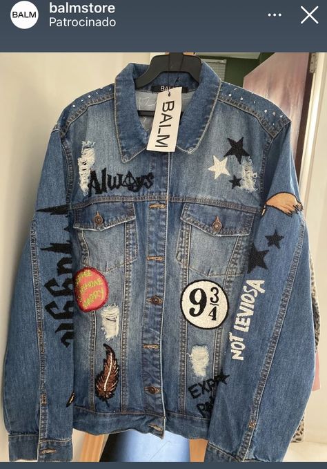 Harry Potter Jean Jacket, Custom Denim Jacket Paint, Harry Potter Jacket, Custom Harry Potter, Patches Jacket Diy, Customised Denim Jacket, Diy Tie Dye Techniques, Diy Denim Jacket, Clothes Art