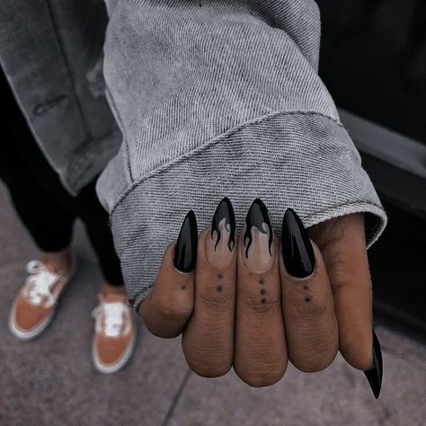 French Tip Nails Long White, Black Gothic Nail Designs, Black Rock Nails, Edgy Goth Nails, Edgy Almond Nails Designs, Rock Chic Nails, Black Nail Designs Emo, Almond Acrylic Nails Goth, Nickelback Nails