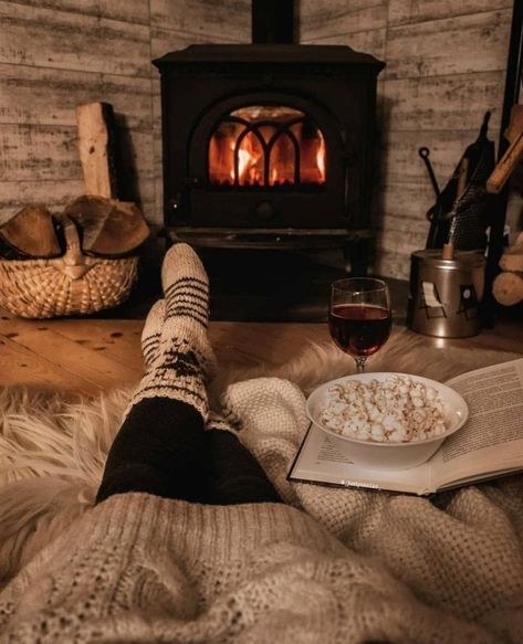 Cozy Winter Cabin, Winter Fireplace, Fireplace Sitting Area, Christmas Shoot, Cozy Chair, Winter Cabin, Cosy Winter, Cabin Life, Autumn Cozy