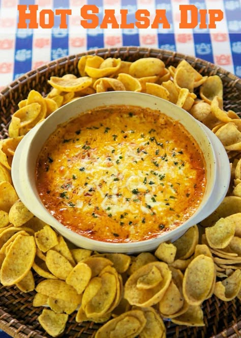 Baked Cream Cheese, Mexican Dips, Party Dip Recipes, Cheese Cheddar, Hot Salsa, Salsa Dip, Plain Chicken, Cream Cheese Dips, Tailgate Food