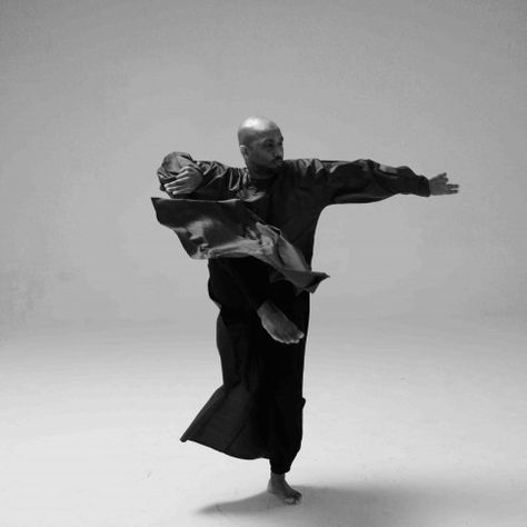 Akram Khan Akram Khan, Physical Theatre, Web Archive, Dance Images, Ballet Inspiration, Make Dreams Come True, Male Dancer, Masculine Energy, Dancing Aesthetic