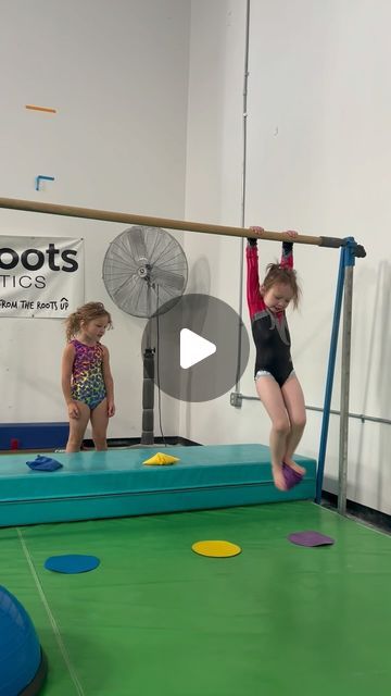 𝐆𝐫𝐚𝐬𝐬𝐫𝐨𝐨𝐭𝐬 𝐆𝐲𝐦𝐧𝐚𝐬𝐭𝐢𝐜𝐬💚 on Instagram: "Thanks for the color matching station idea @etc_gymnastics 🥳🙌💚 We did this with our seedlings program last week and loved it!   #grassroots #grassrootsgymnastics #preschool #preschoolgymnastics #recreationalgymnastics #gymnastics #gymnasticsclass" Preschool Gymnastics Bar Stations, Preschool Gymnastics Stations, Gym Activities For Kids, Toddler Gymnastics Activities, Preschool Gymnastics Lesson Plans, Gymnastics Olympics, Recreational Gymnastics, Preschool Gym, Gymnastics Ideas