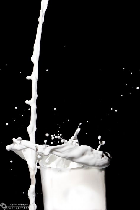 Milk Splash, Street Food, Glass Of Milk, Food Photography, Milk, Black And White, Photography, White, Black