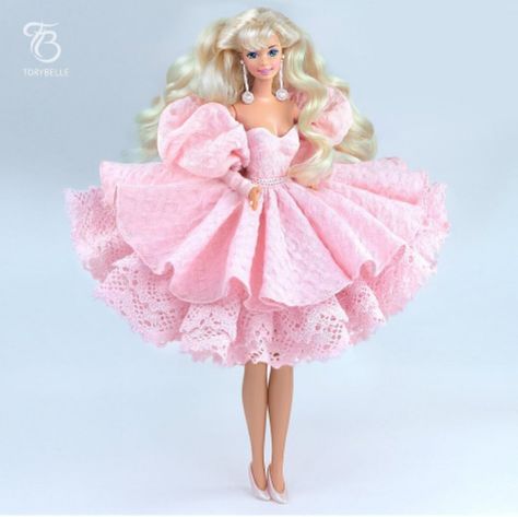 Toycore Fashion, Custom Barbie Dolls, Vintage Barbie Aesthetic, Tutu Ballet, Custom Barbie, Custom Monster High Dolls, Im A Barbie Girl, Custom Dress, Beautiful Barbie Dolls