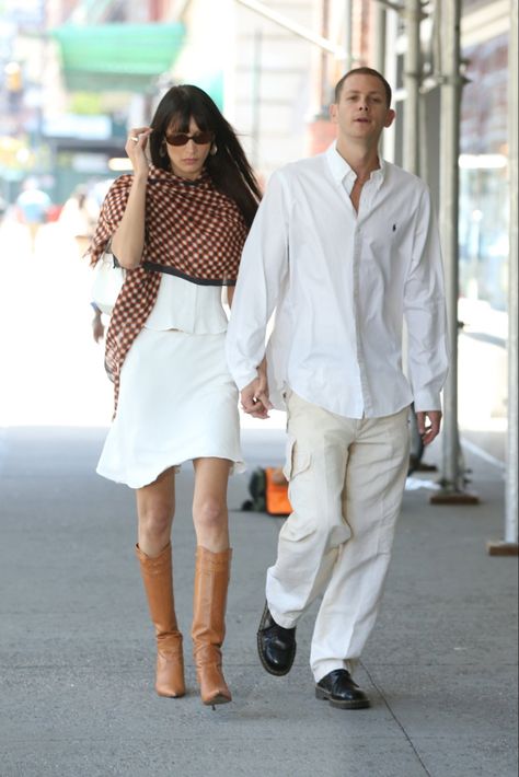 Marc Kalman Outfit, Bella Hadid And Marc Kalman, Marc Kalman, All White Shoes, Apartment Hunting, Couple Fits, Models Off Duty Style, Shopping Haul, Social Media Marketing Manager