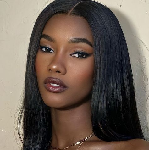 mariama diallo Mariama Diallo, Beauty Face, Makeup Inspo, Twins, Black Women, Makeup, Beauty, Black, Make Up