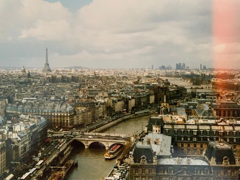 Old Paris Aesthetic Vintage, Paris 1960s Aesthetic, Vintage Paris Photos, Paris In The 60s, Paris In The 80s, Around The World In 80 Days Aesthetic, Paris Polaroid, Paris 1960s, Paris 80s