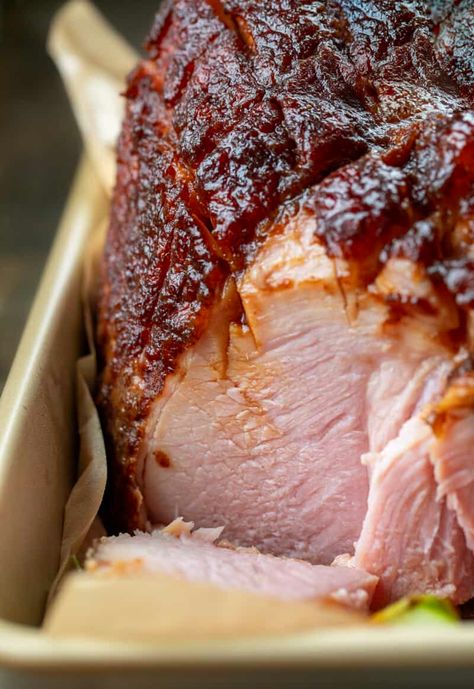 Apple Butter Honey Glazed Ham combines the savory richness of a bone-in ham with a sweet, fruity, and slightly tangy glaze. This recipe is not only incredibly tasty but also quite easy to prepare, making it a fantastic choice for holiday feasts! And, it's perfect for all of your leftover ham recipes! Thanksgiving Ham Recipes, Christmas Ham Recipes, Thanksgiving Ham, Holiday Ham Recipes, Roasted Ham, Ham Glaze Recipe, Honey Glazed Ham, Homemade Apple Butter, Leftover Ham Recipes