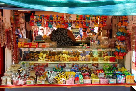 Another killer Mexican candy store on Olvera Street. Mexican Candy Store, Mexican Store, Bodega Store, Snack Rack, Olvera Street, Foodie Photography, Mexican Street Food, Market Stands, Mexican Candy