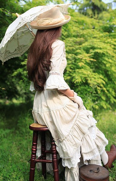 Costume Noir, Elegante Casual, Princess Aesthetic, Vestidos Vintage, Mori Girl, 가을 패션, The Grass, Historical Fashion, Looks Vintage