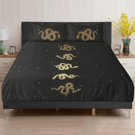 Snake Bedroom Decor, Black Gold Bedroom Decor, Snake Bedroom, Black Gold Bedroom, Gold Bedroom Decor, Luxury Duvet Covers, Gold Bedroom, Apartment Bedroom, Dark Cottagecore