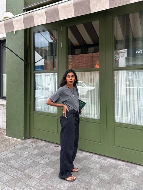 Monikh Dale, Todays Outfit, Minimal Fashion, Who What Wear, Winter Wardrobe, Black Grey, Everyday Look, Spring Summer Fashion, Capsule Wardrobe