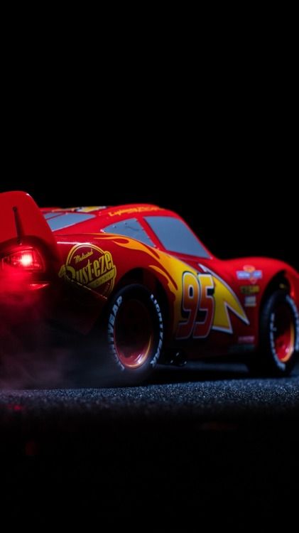 Cars Disney Wallpaper, Cars Iphone Wallpaper, Aa Aesthetic, Mc Queen Cars, Ka Chow, Flash Mcqueen, Disney Cars Wallpaper, Disney Cars Movie, Car Flash