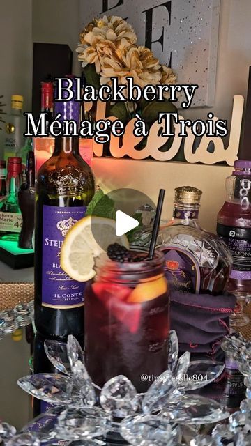 Blackberry Crown Drinks, Blackberry Crown Royal Recipes, Crown Royal Recipes, Crown Drink, Slushie Recipes, Crown Royal Drinks, Apple Pie Moonshine, Slushie Recipe, Tipsy Bartender