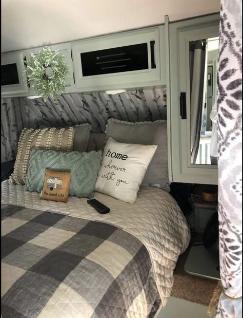 Bedroom Ideas For Trailer House, Cozy Camper Bedroom, Bedroom Rv Ideas, Grey Camper Interior, Camper Farmhouse Decor, Trailer Bedding Ideas, Rv Bedroom Renovation, Camper Master Room Remodel, Camper Bedroom Remodel Ideas