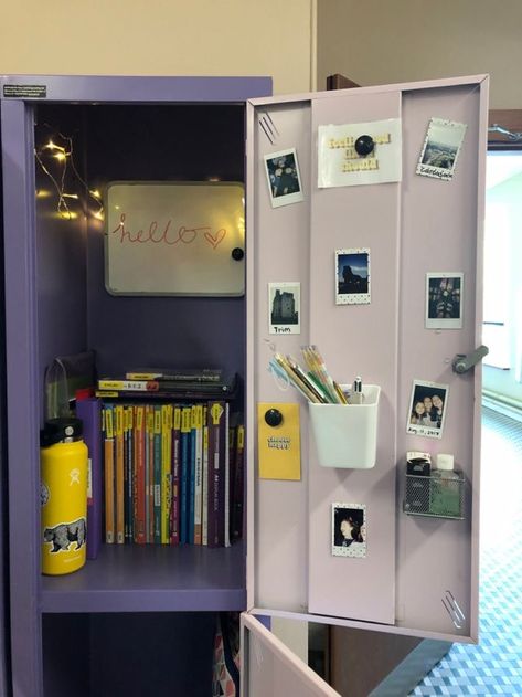 Aesthetic Locker Ideas For School, Locker Ideas Aesthetic, Locker Inspo Aesthetic, Aesthetic Locker Decor, Locker Aesthetic, Cute Locker Ideas, School Cupboard, Locker Decorations Diy, School Locker Organization