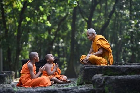 Thich Nhat Hanh Photo, Buddhist Practices, Buddhist Monk, Buddha Art, Twin Flame, Avatar The Last Airbender, The Last Airbender, Tibet, Buddhism