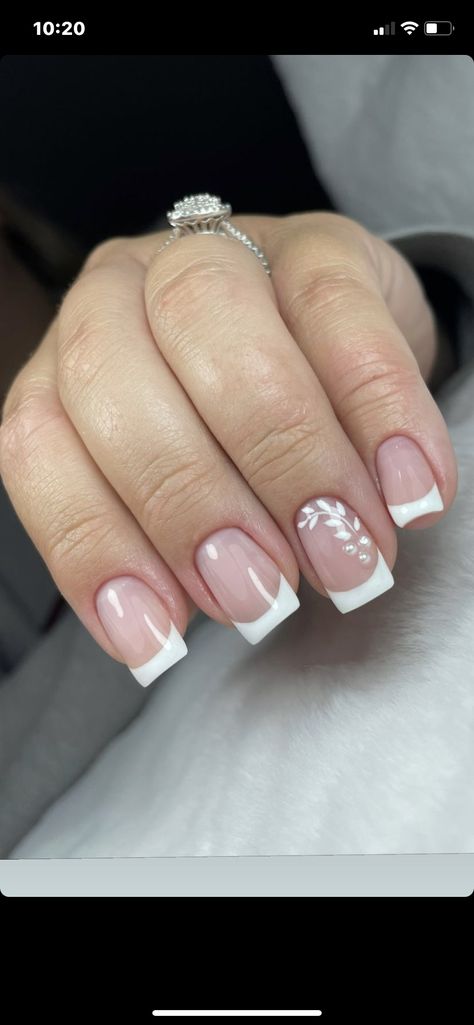 French Tip Nails With Leaf Design, French Tips With Accent Nail, French Tip With Accent Nail, French Manicure With Accent Nail, White French Nails, Gel Nails French, December Nails, Prom 2023, Manicure Nail Designs