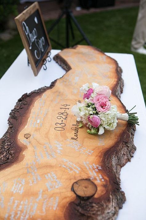 Wedding Guest Book Alternative Wood, Text Wedding, Wood Guest Book Wedding, Wedding Reception Ideas, Personalized Wedding Guest Book, Wedding Etiquette, Wedding Guest Book Alternatives, Future Mrs, Guest Book Alternatives