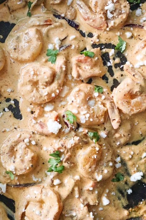 Creamy Chipotle Shrimp - Must Love Garlic Shrimp Recipes Creamy, Creamy Chipotle Shrimp, Chipotle Shrimp Recipes, Southern Dinner Recipes, Spicy Chipotle Sauce, Creamy Chipotle Sauce, Chipotle In Adobo Sauce, Chipotle Shrimp, Sauteed Onions