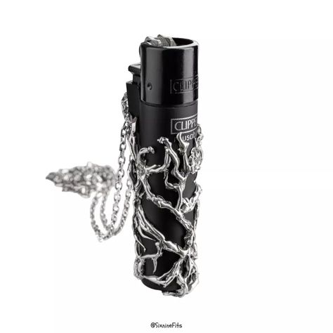 via ig kesef.jewelry Silver Lighter Aesthetic, Lighter Aesthetic, Custom Lighters, Cool Lighters, Puff And Pass, Funky Jewelry, Jewelry Lookbook, Pharrell Williams, Studded Leather