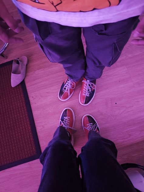 Bowling Date Pictures, Couple Bowling Aesthetic, Bowling Date Aesthetic, Couple Bowling, Chrome Toes, Abc Dates, Bowling Date, Bowling Pictures, School Memories Scrapbook