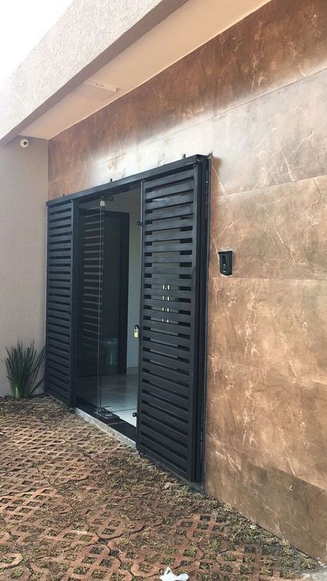 Sliding Doors Interior Metal, Modern Security Windows Ideas, Sliding Entrance Door, Sliding Grill Door Design For Balcony, Sliding Door With Grills, Balcony Doors Ideas, Sliding Door Grill Design Modern, Sliding Grill Door Design, Gate With Window