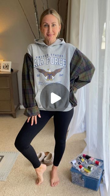 Coco & Wils - Shay Totolo on Instagram: "What’s better: an old hoodie or a vintage flannel?! Answer: an old hoodie AND a vintage flannel!! Like whaaaaat?! 🤯 This was SUCH a fun and quick project! Easy peasy, show it some LOVE my friends 🫶🏼 then run out and make one for yourself because it’s soooo snuggly! #flannelhoodie #hoodieflannel #hoodietutorial #diyfashion #icanmakethat #upcyclefashion #diybutmakeitcute" Decorating Sweatshirts Diy, Hoodie Transformation Diy, Sweatshirt Quilt How To Make A, Flannel Upcycle Diy, Old Tshirts Repurpose, Hoodie Upcycle Diy Sweatshirt Refashion, Sewing Upcycled Clothing Easy Diy, Upcycle Hoodies Ideas, Sweatshirt Flannel Upcycle