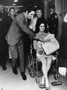 Happy Family Photos, Elvis And Me, Elvis Presley Family, Elvis And Priscilla, Elvis Presley Photos, Priscilla Presley, Lisa Marie Presley, Andrew Lincoln, Memphis Tennessee