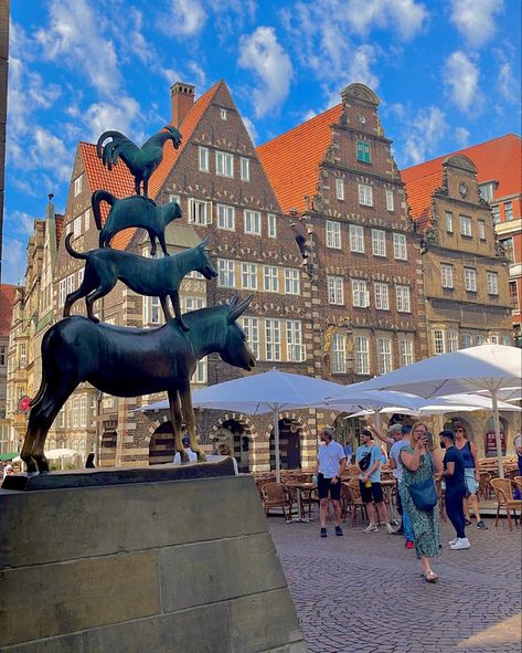 #bremen Bremen Aesthetic, Bremen Germany, Dream Vacations, Monument, Favorite Places, Germany, Statue, Collage, Architecture